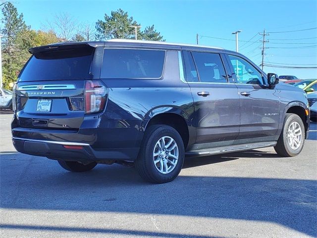 2022 Chevrolet Suburban LT