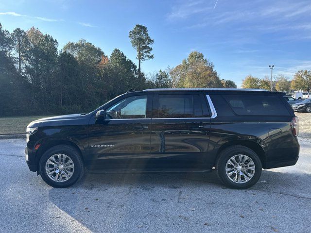 2022 Chevrolet Suburban LT