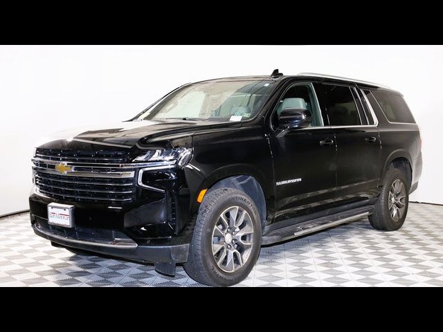 2022 Chevrolet Suburban LT