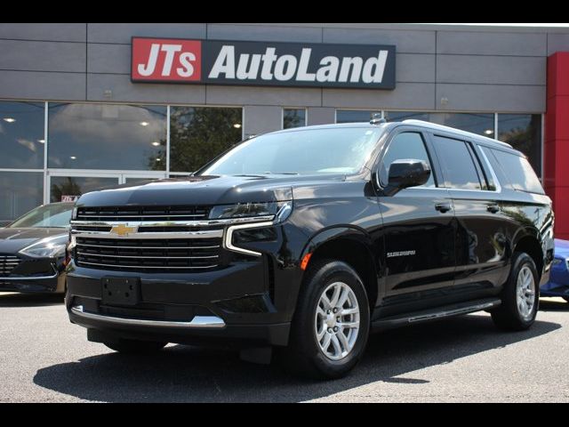 2022 Chevrolet Suburban LT