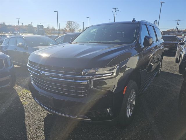 2022 Chevrolet Suburban LT