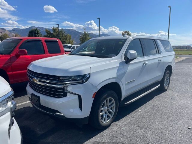 2022 Chevrolet Suburban LT