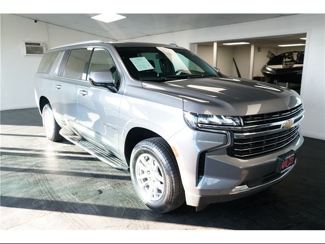 2022 Chevrolet Suburban LT