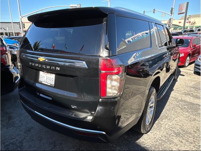 2022 Chevrolet Suburban LT