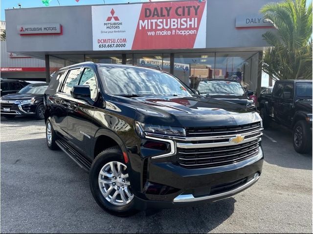 2022 Chevrolet Suburban LT