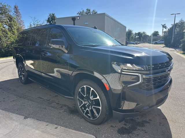 2022 Chevrolet Suburban RST