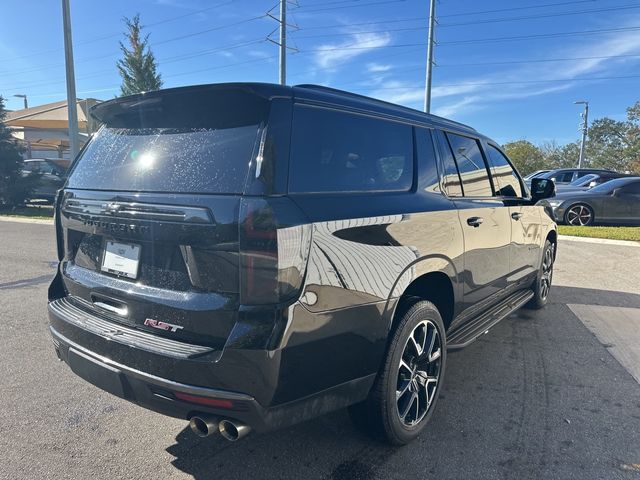 2022 Chevrolet Suburban RST