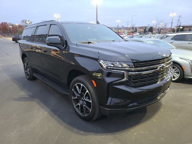 2022 Chevrolet Suburban RST