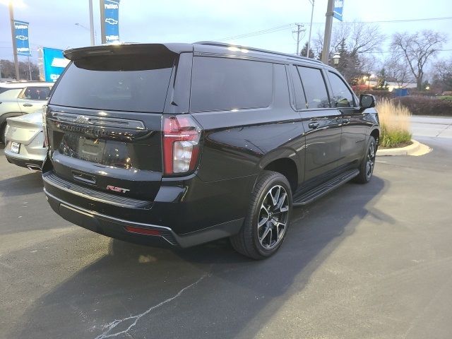 2022 Chevrolet Suburban RST