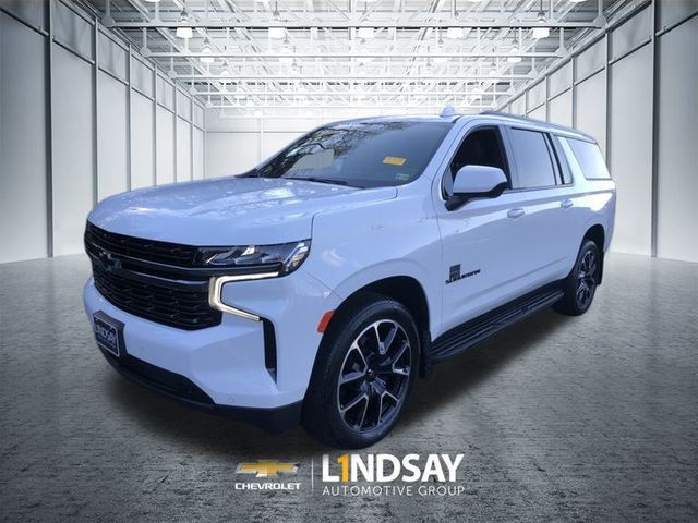 2022 Chevrolet Suburban RST