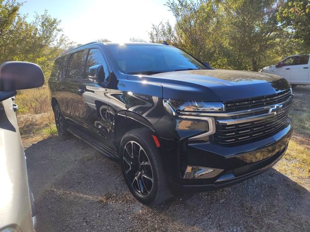 2022 Chevrolet Suburban RST