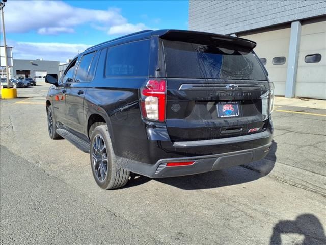 2022 Chevrolet Suburban RST