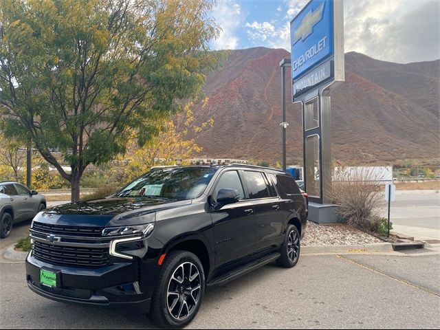 2022 Chevrolet Suburban RST