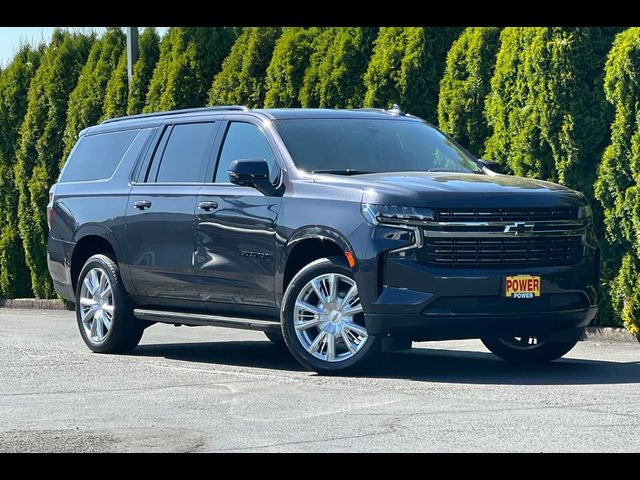 2022 Chevrolet Suburban RST