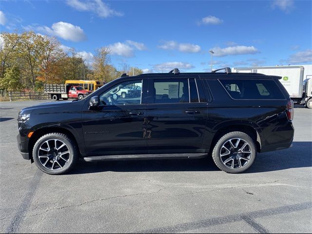 2022 Chevrolet Suburban RST