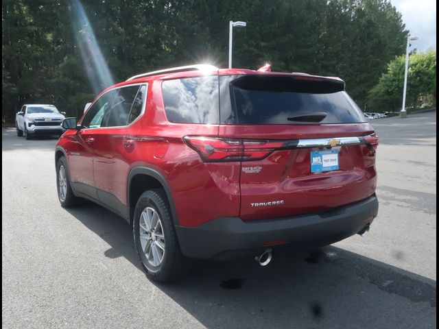 2022 Chevrolet Traverse LT Cloth