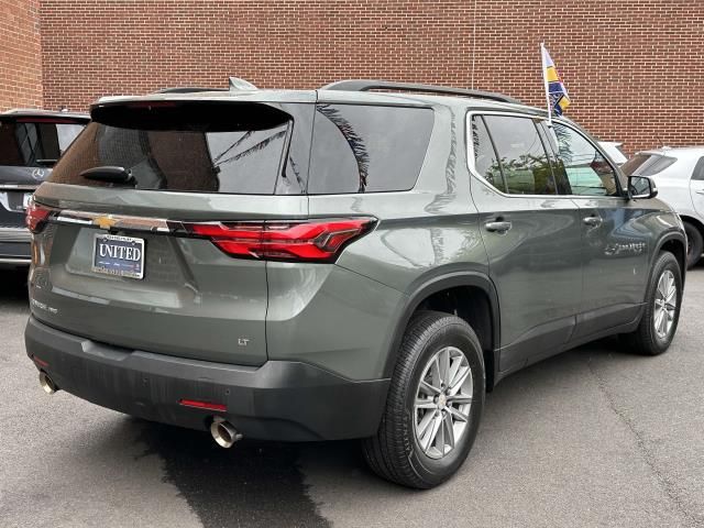 2022 Chevrolet Traverse LT Cloth