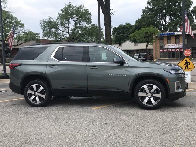 2022 Chevrolet Traverse LT Leather