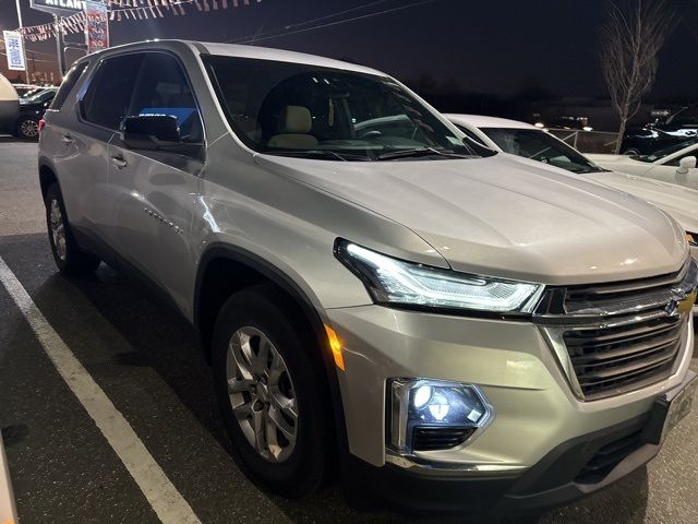 2022 Chevrolet Traverse LS