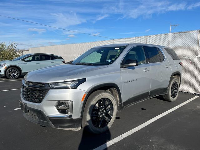 2022 Chevrolet Traverse LS