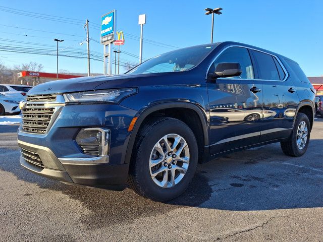 2022 Chevrolet Traverse LS