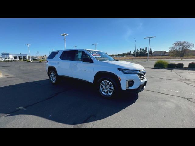 2022 Chevrolet Traverse LS