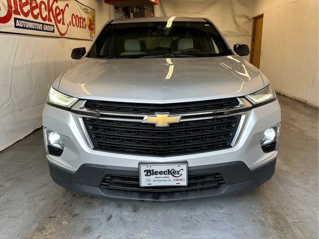 2022 Chevrolet Traverse LS