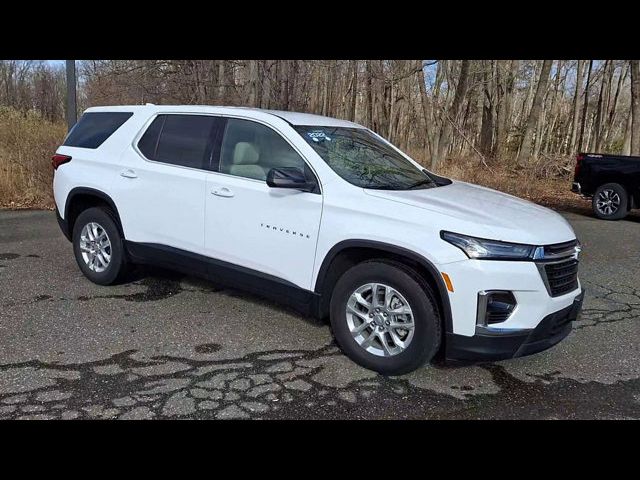 2022 Chevrolet Traverse LS