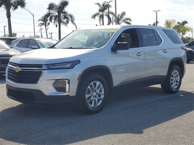 2022 Chevrolet Traverse LS