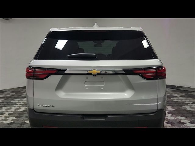 2022 Chevrolet Traverse LS