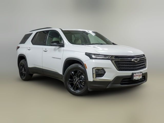 2022 Chevrolet Traverse LS