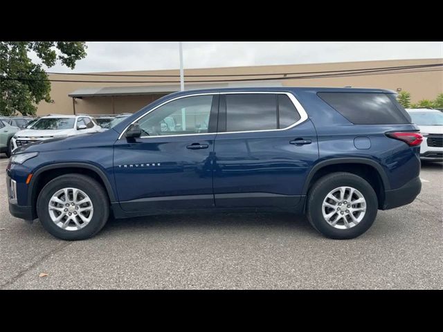 2022 Chevrolet Traverse LS