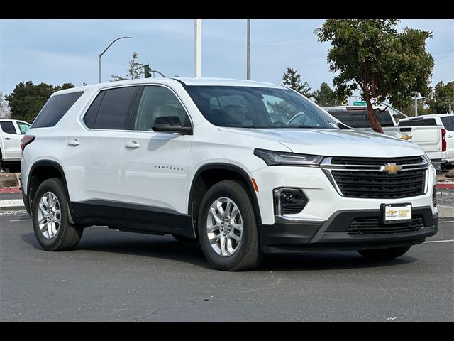 2022 Chevrolet Traverse LS