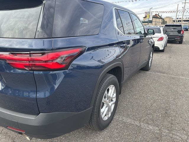 2022 Chevrolet Traverse LS