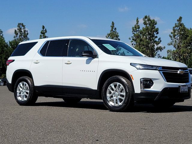 2022 Chevrolet Traverse LS