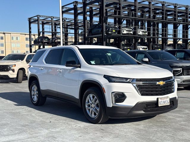 2022 Chevrolet Traverse LS