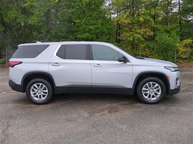 2022 Chevrolet Traverse LS