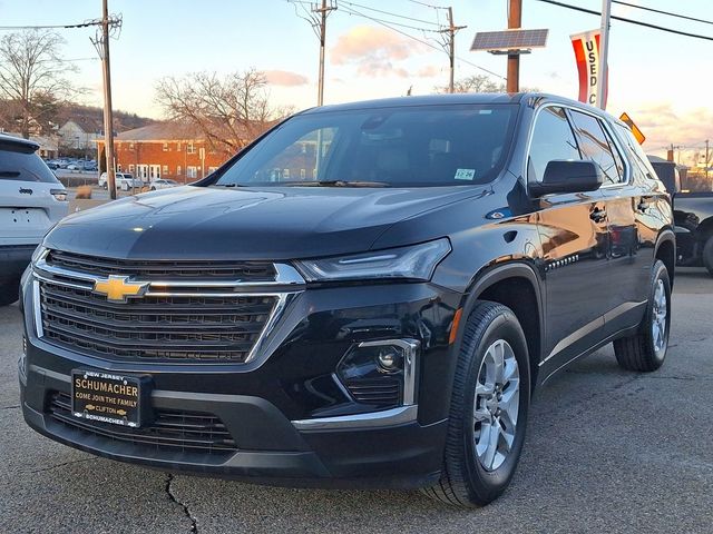 2022 Chevrolet Traverse LS