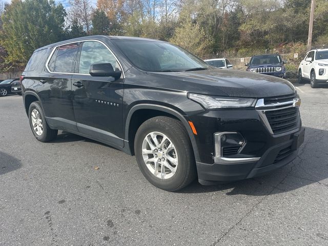 2022 Chevrolet Traverse LS