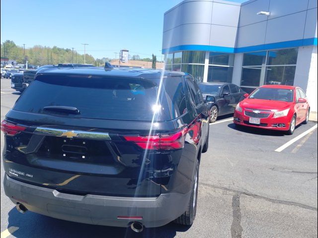 2022 Chevrolet Traverse LS