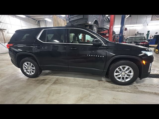 2022 Chevrolet Traverse LS