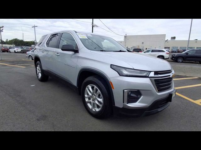 2022 Chevrolet Traverse LS