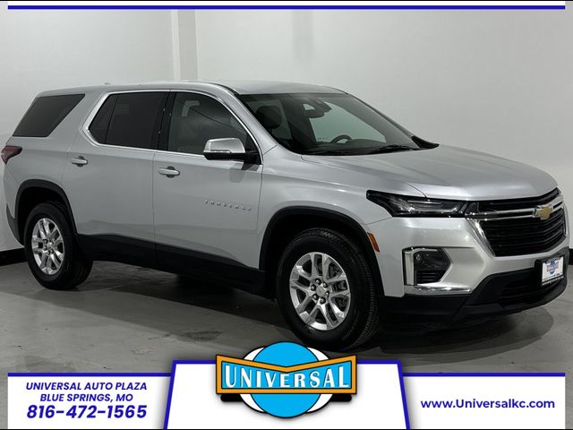 2022 Chevrolet Traverse LS