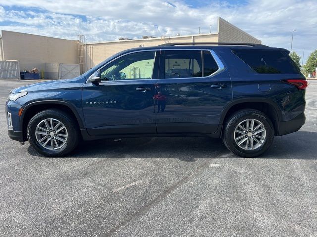 2022 Chevrolet Traverse LT Cloth