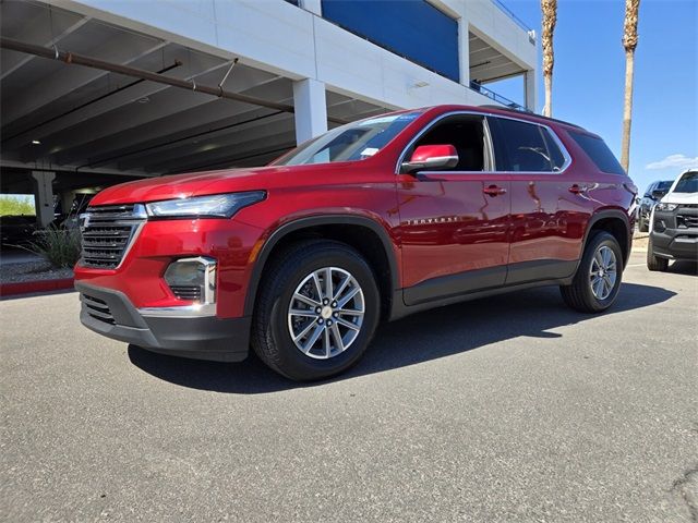 2022 Chevrolet Traverse LT Cloth