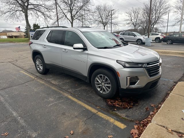 2022 Chevrolet Traverse LT Cloth