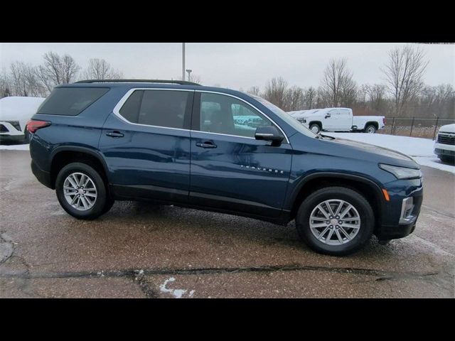 2022 Chevrolet Traverse LT Cloth