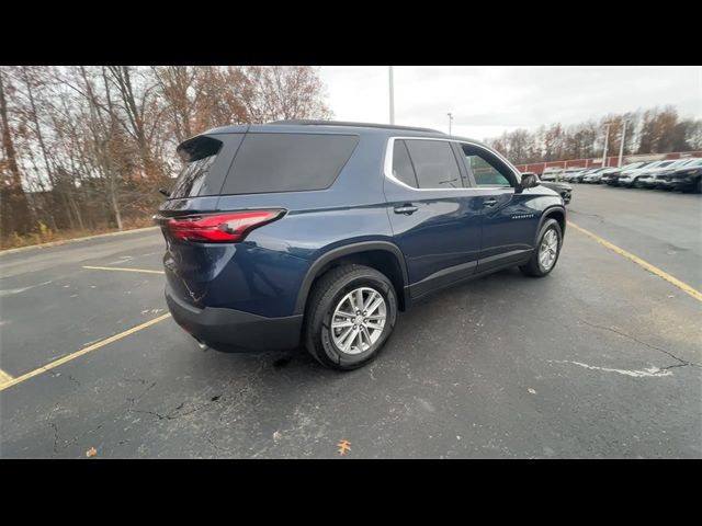 2022 Chevrolet Traverse LT Cloth