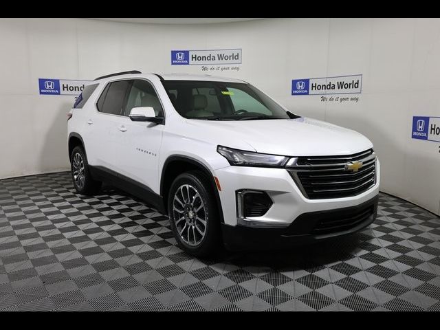 2022 Chevrolet Traverse LT Cloth
