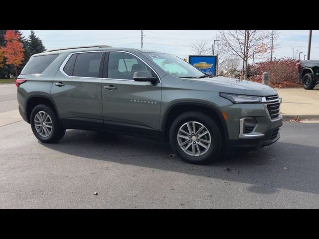 2022 Chevrolet Traverse LT Cloth